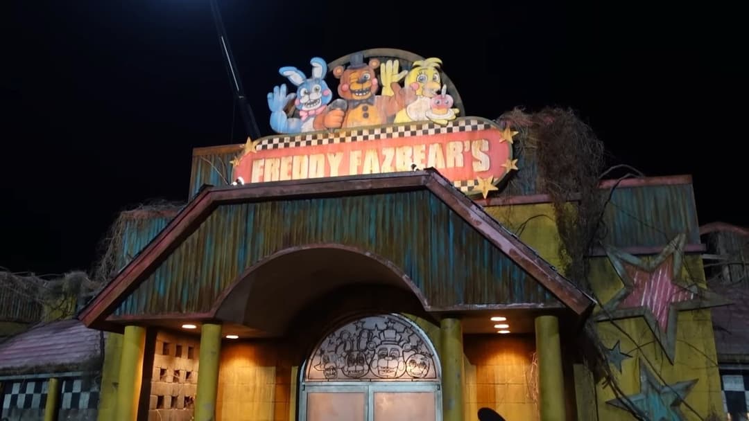 Five Nights at Freddy's 2 backdrop 11