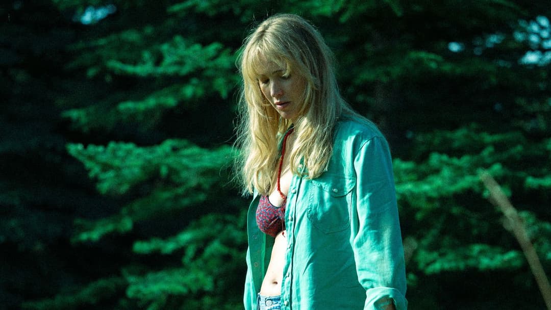 Die My Love backdrop 16