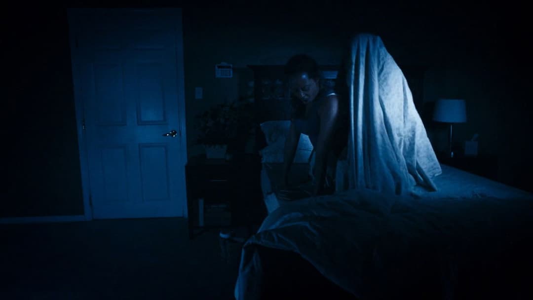 A Haunted House backdrop 8