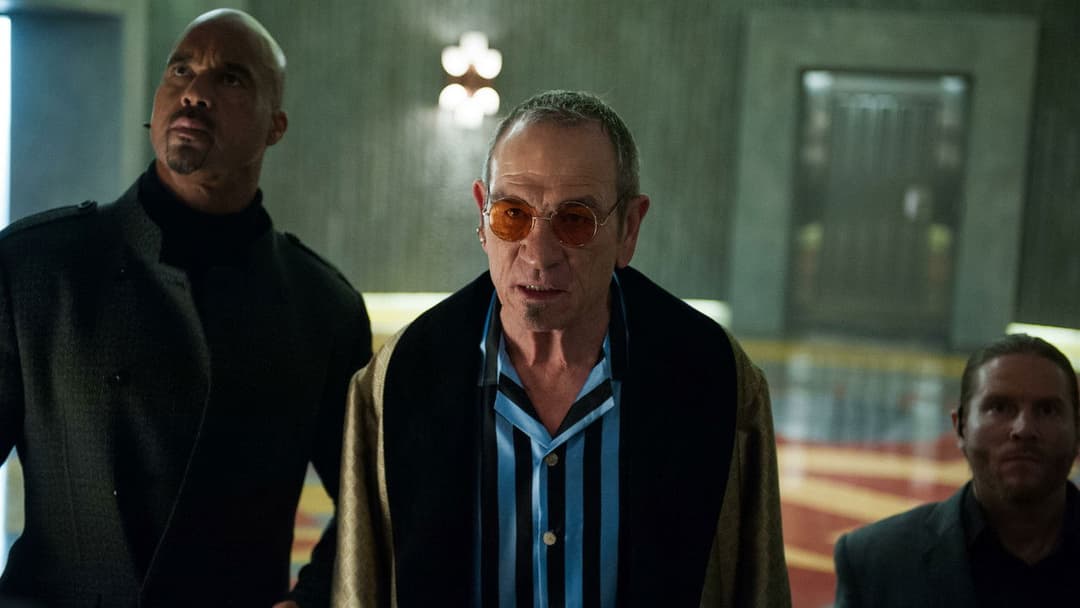 Mechanic: Resurrection backdrop 16