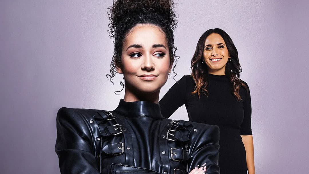 Lena Situations : la femme la plus influente de France backdrop 1