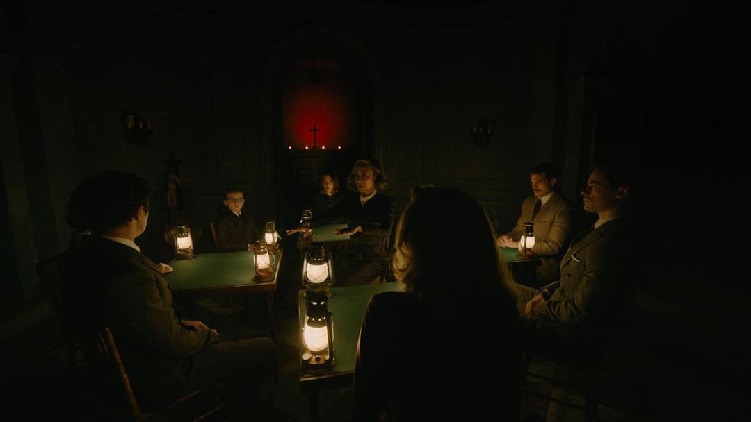 A Haunting in Venice backdrop 15