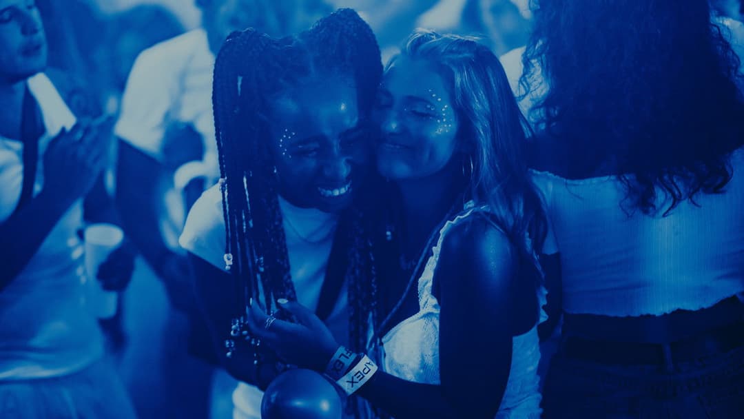 How to Have Sex backdrop 4