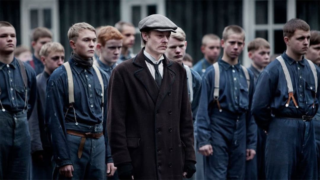 King of Devil's Island backdrop 2