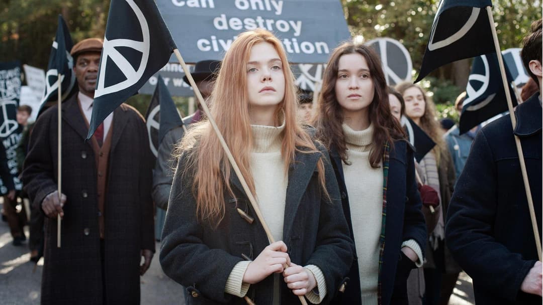 Ginger & Rosa backdrop 4