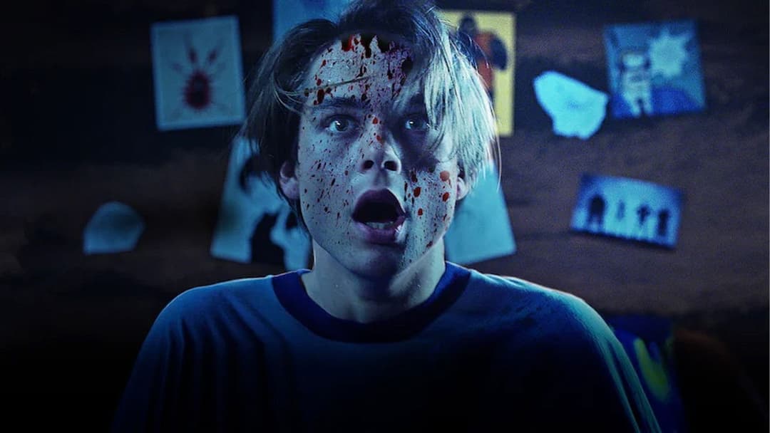 The Babysitter: Killer Queen backdrop 4