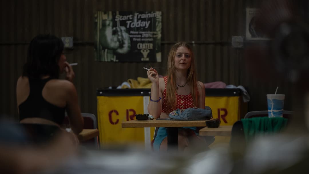 Любов, брехня та кровопролиття backdrop 18