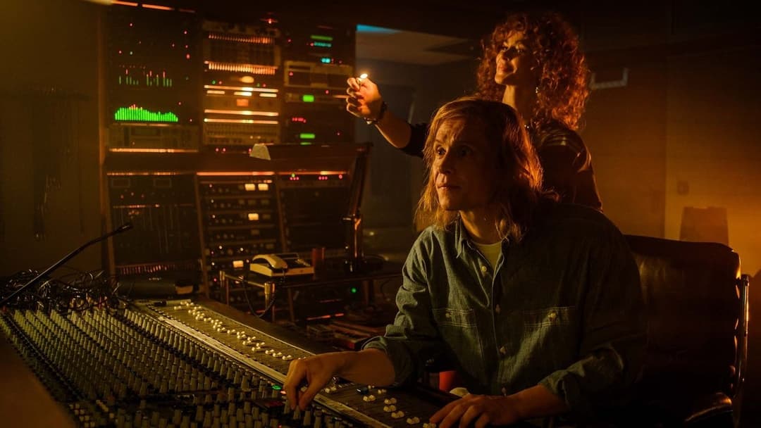 Girl You Know It's True backdrop 17