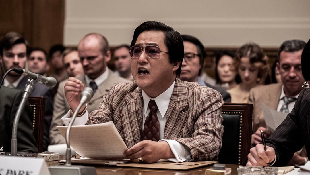 Das Attentat - The Man Standing Next backdrop 11