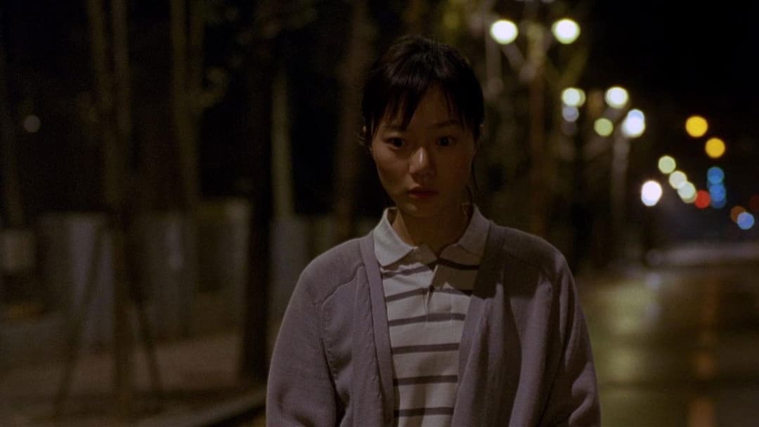 Barking Dogs Never Bite backdrop 8