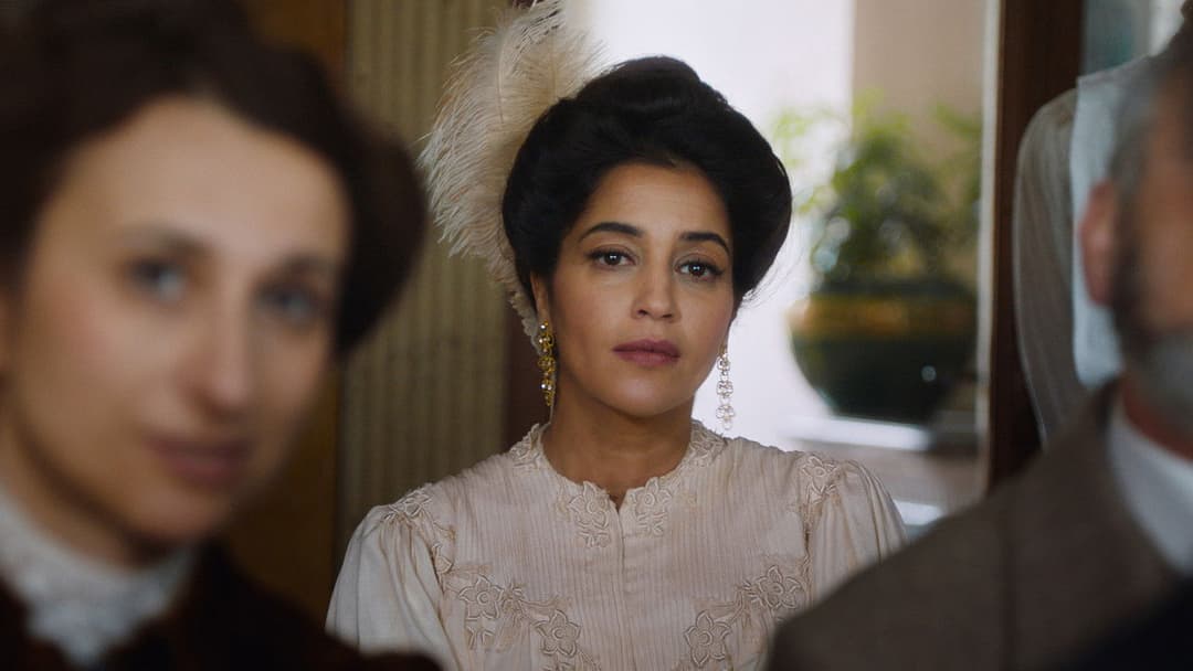 Maria Montessori backdrop 8