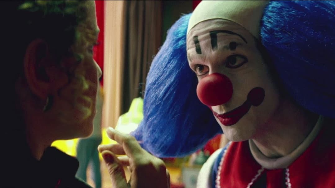 Bingo: The King of the Mornings backdrop 5