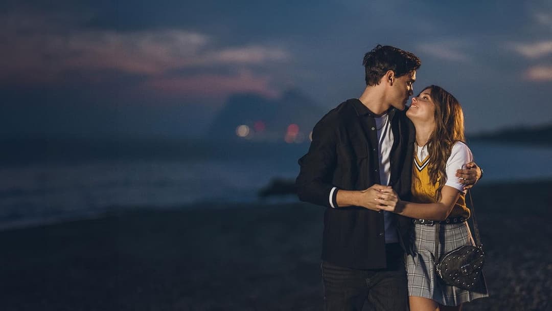 Culpa Tuya - Deine Schuld backdrop 11