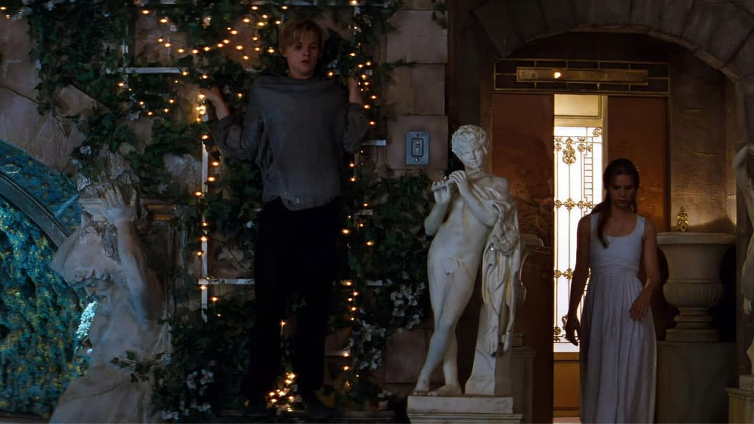 Romeo + Juliet backdrop 16