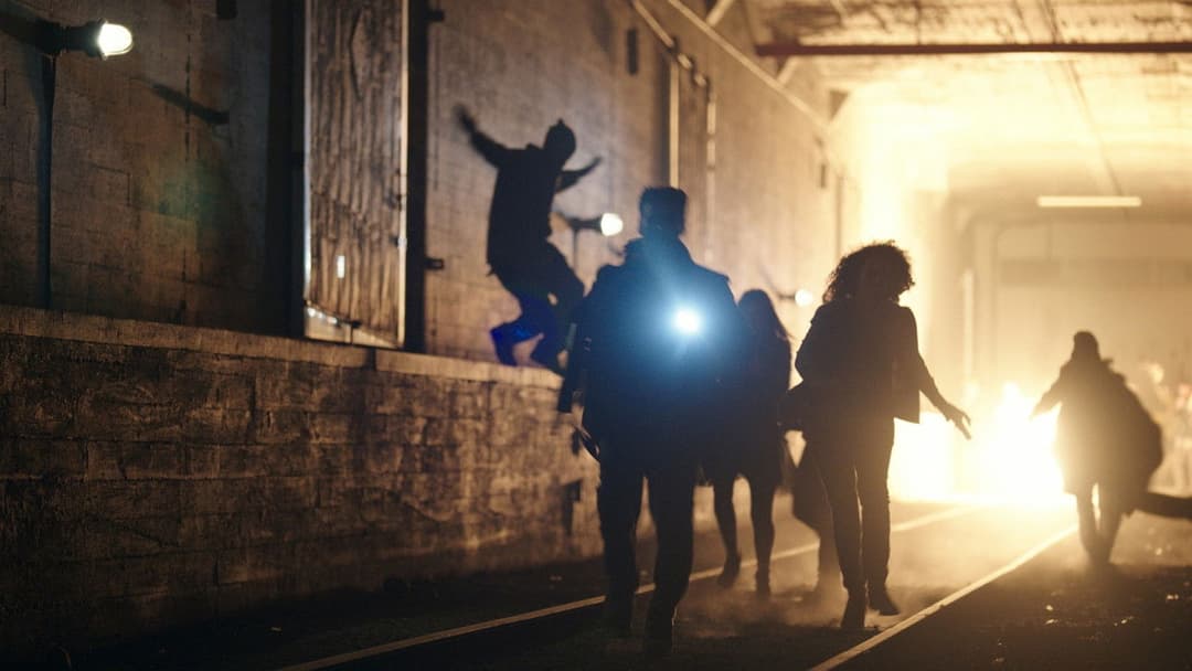 Судна ніч 2: Анархія backdrop 6