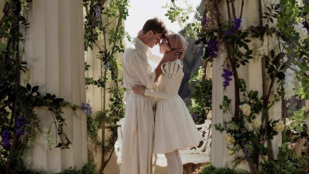 Paradise Hills - Flucht aus dem Wunderland backdrop 7