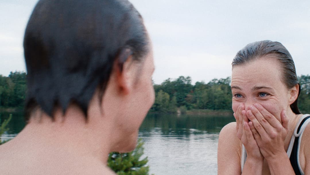 Fabian: Going to the Dogs backdrop 6