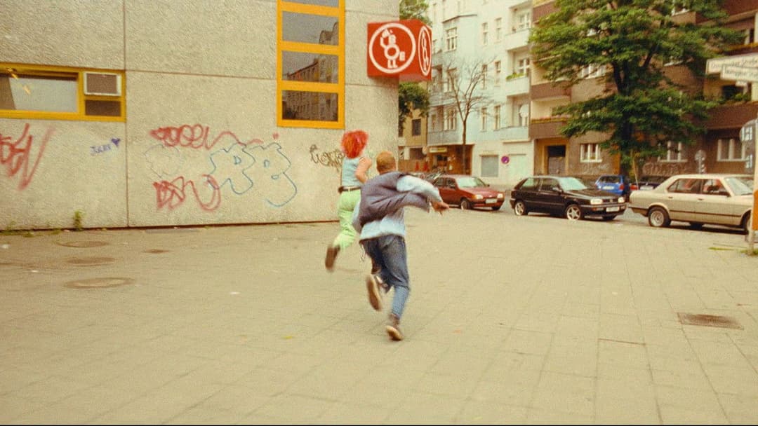 Run Lola Run backdrop 2