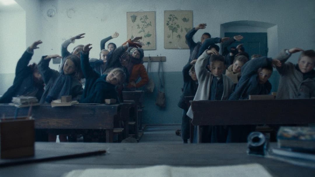 Vermiglio backdrop 6