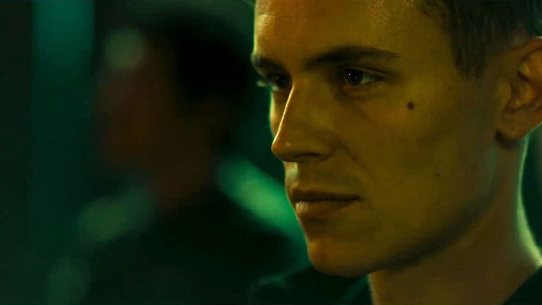 Іспанський кур'єр backdrop 3