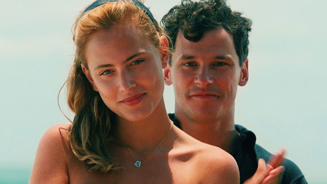 What the Day Owes the Night backdrop 11