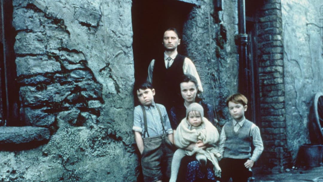 Прах Анджели backdrop 4