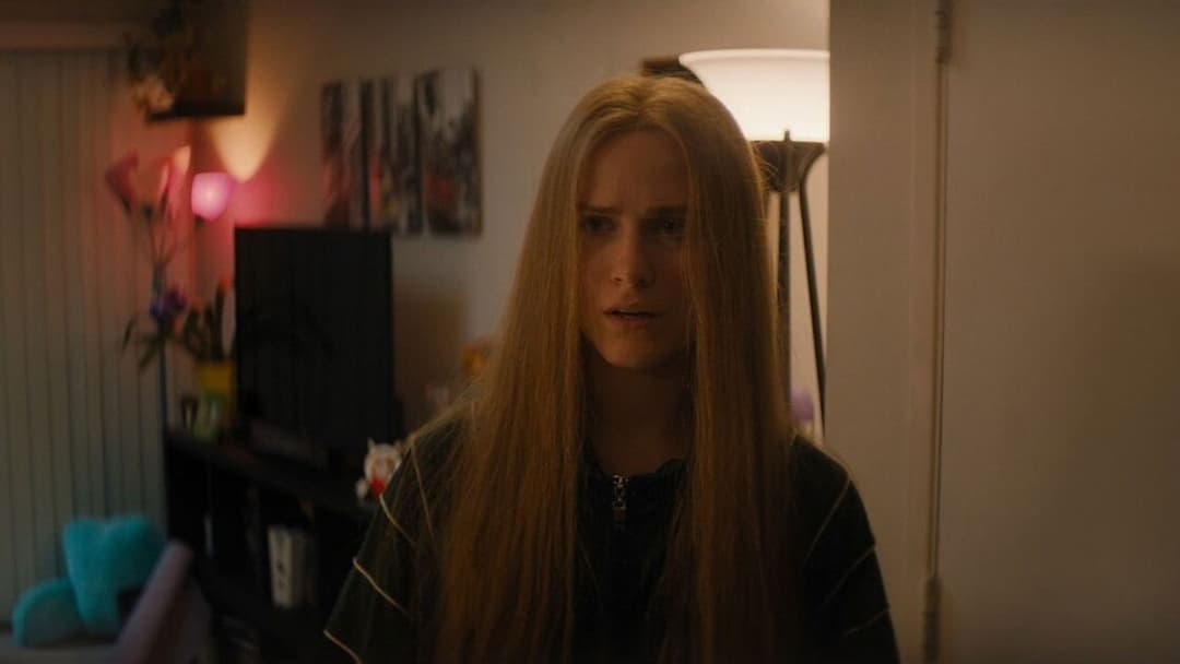 Kajillionaire backdrop 10