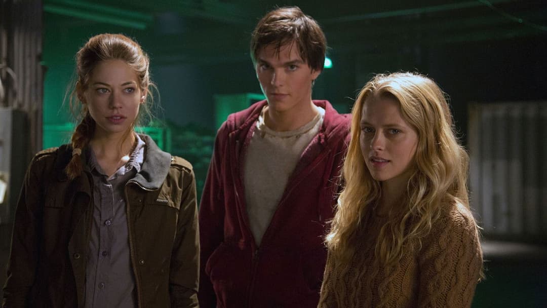 Warm Bodies - Zombies mit Herz backdrop 16