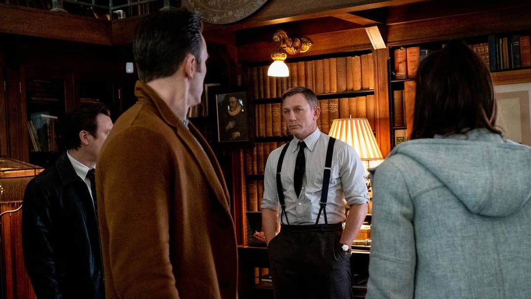 Ножі наголо backdrop 12