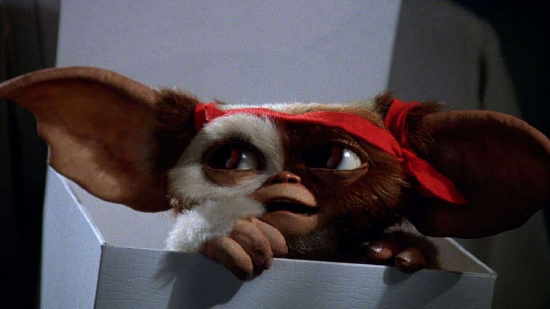 Gremlins 2: The New Batch backdrop 2