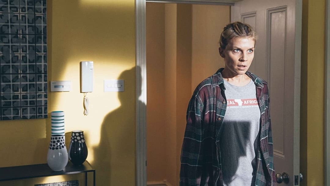 The Ones Below backdrop 17