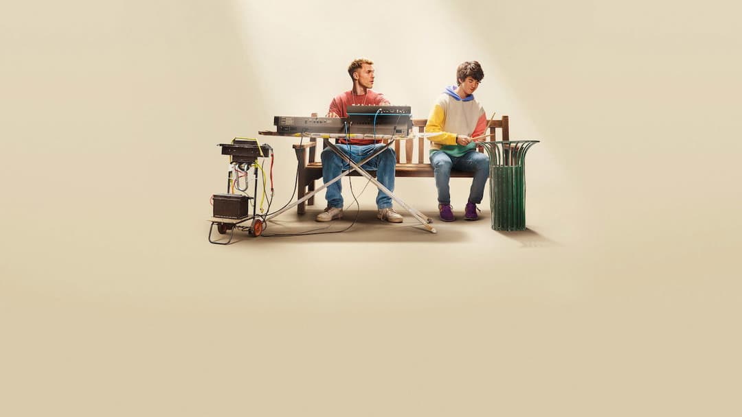 I Used to Be Famous backdrop 9