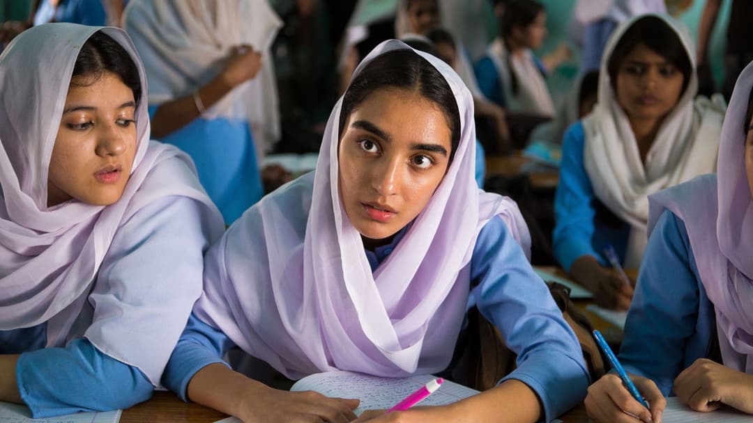 Was werden die Leute sagen backdrop 4