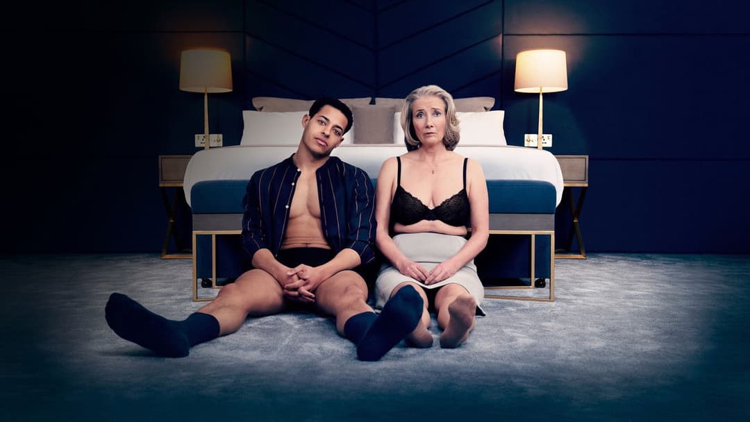 Good Luck to You, Leo Grande backdrop 4