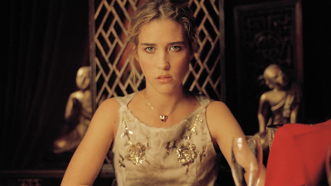 99 Francs backdrop 2