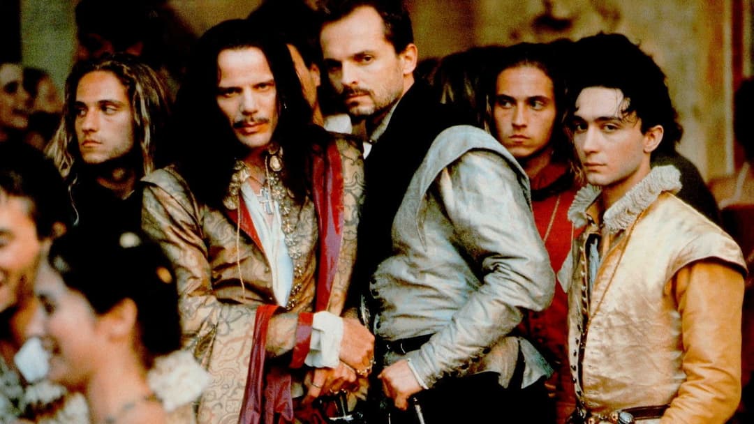 Queen Margot backdrop 14