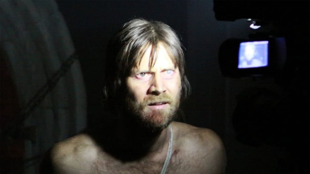 Grave Encounters 2 backdrop 3