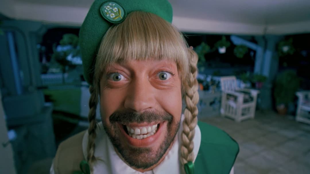 Loaded Weapon 1 backdrop 13