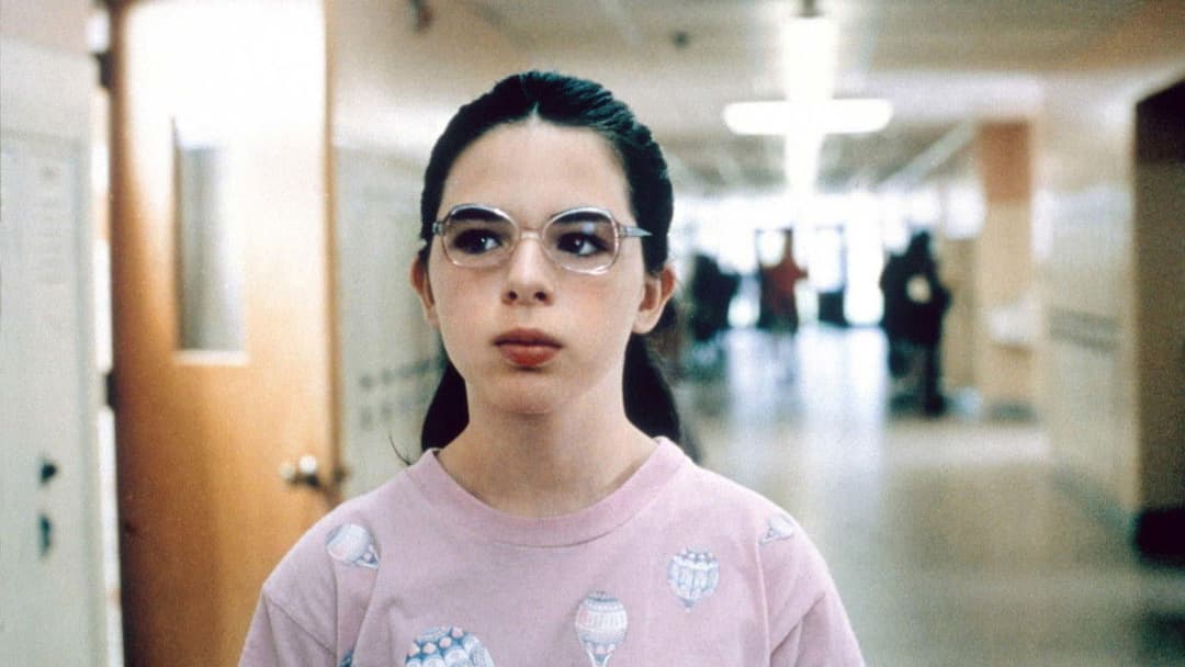 Welcome to the Dollhouse backdrop 6