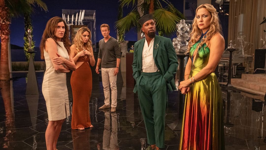 Glass Onion: A Knives Out Mystery backdrop 19