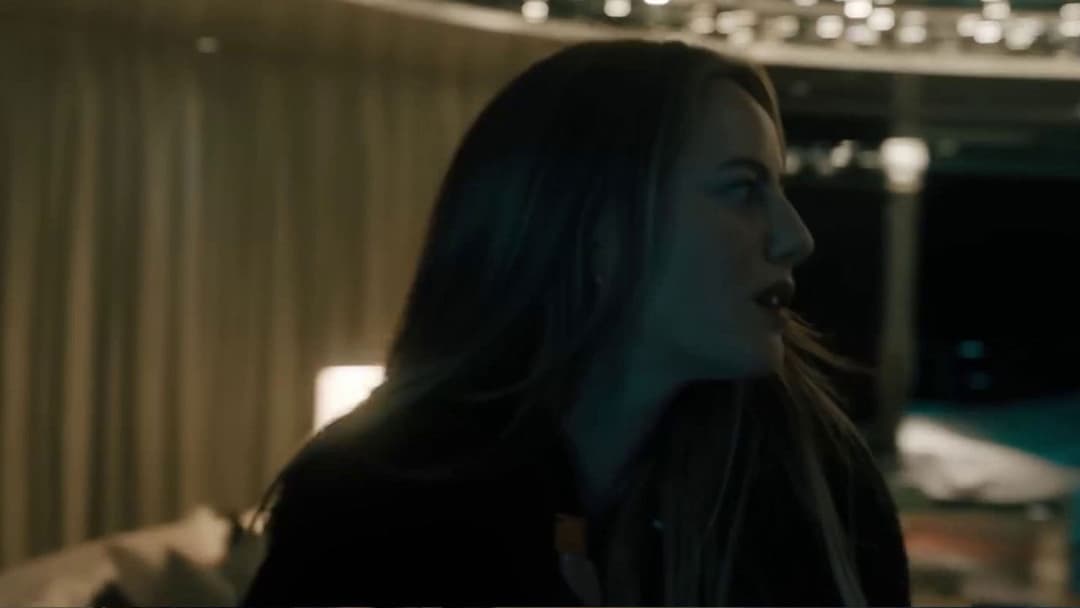 The Woman in Cabin 10 backdrop 9