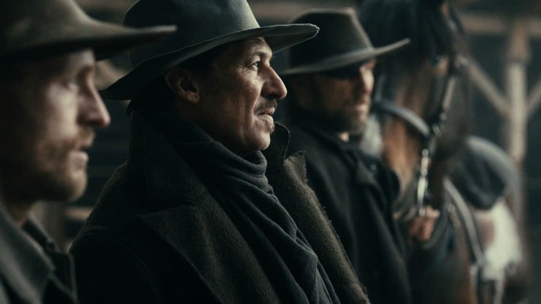 The Dark Valley backdrop 9