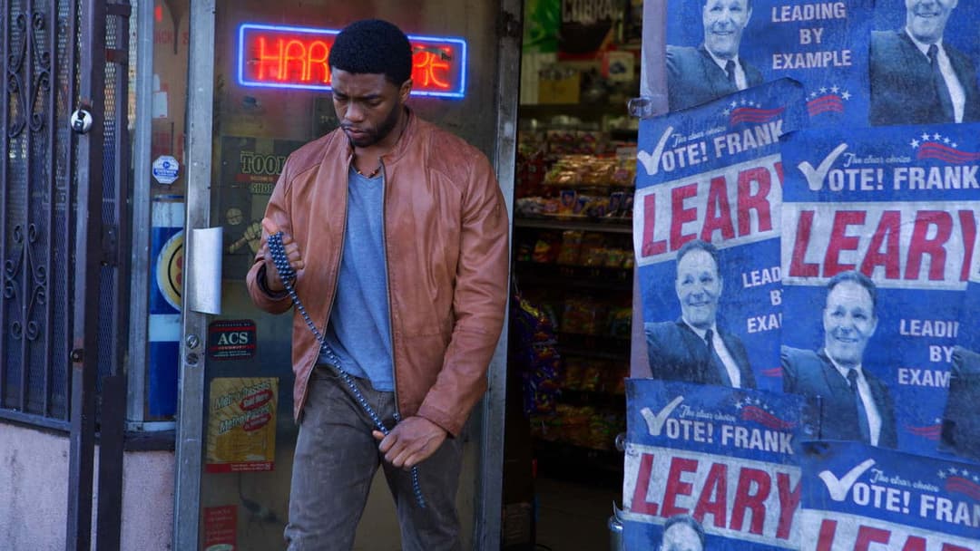 Послання від Кінга backdrop 12