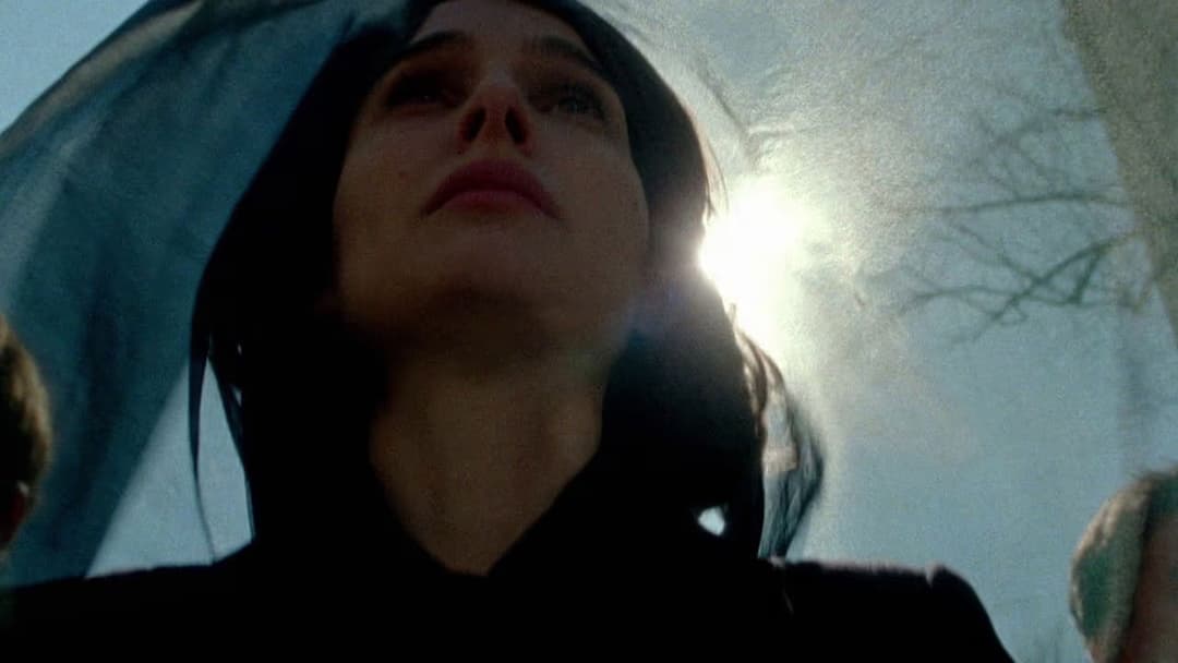 Jackie: Die First Lady backdrop 1