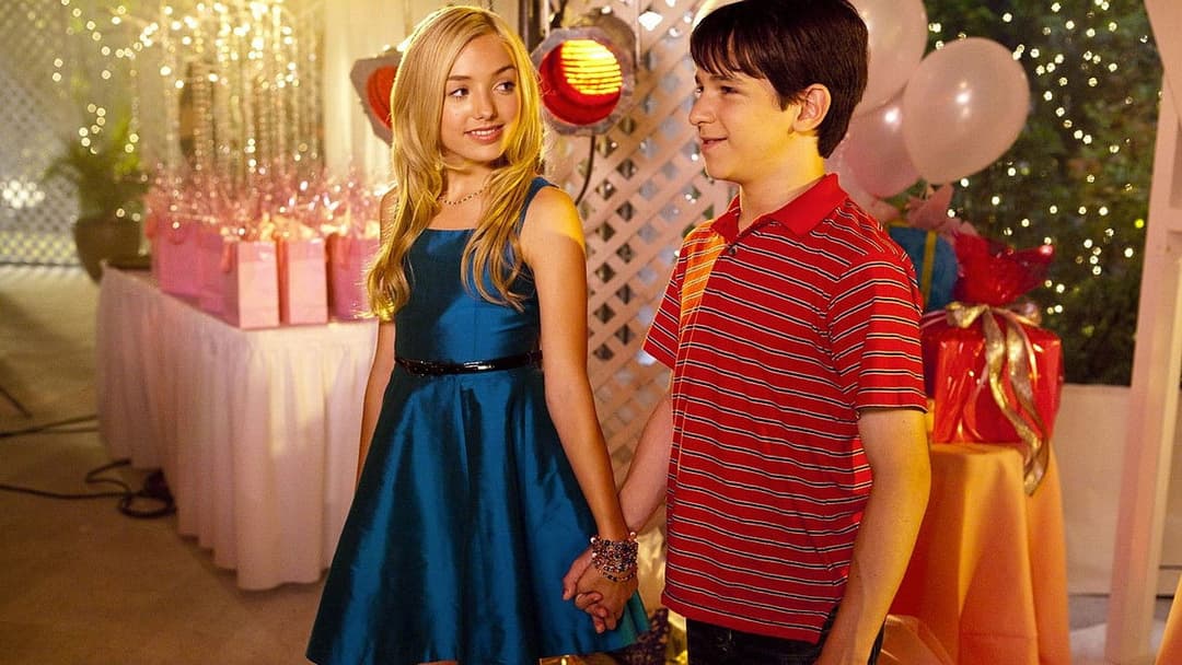 Diary of a Wimpy Kid: Dog Days backdrop 18