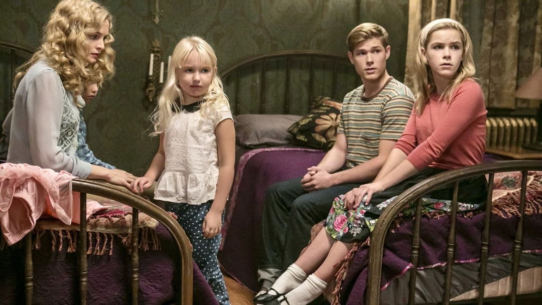 Flowers in the Attic backdrop 5