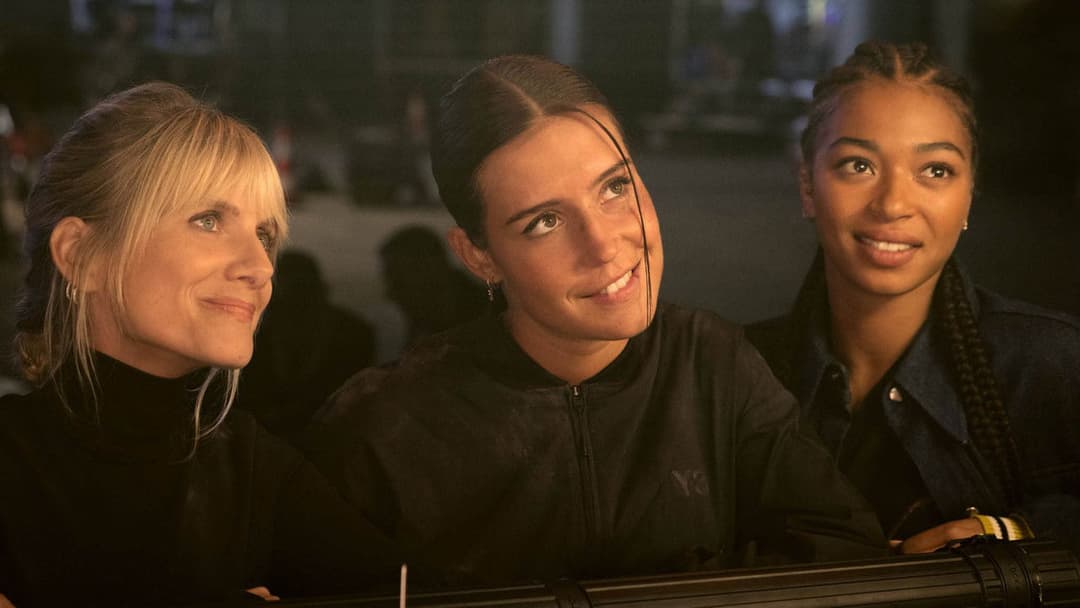 Злодійки backdrop 7