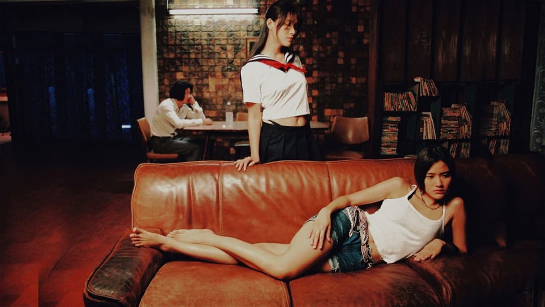 Останнє життя у Всесвіті backdrop 2