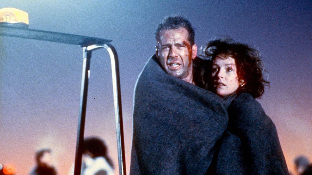 Міцний горішок 2 backdrop 12