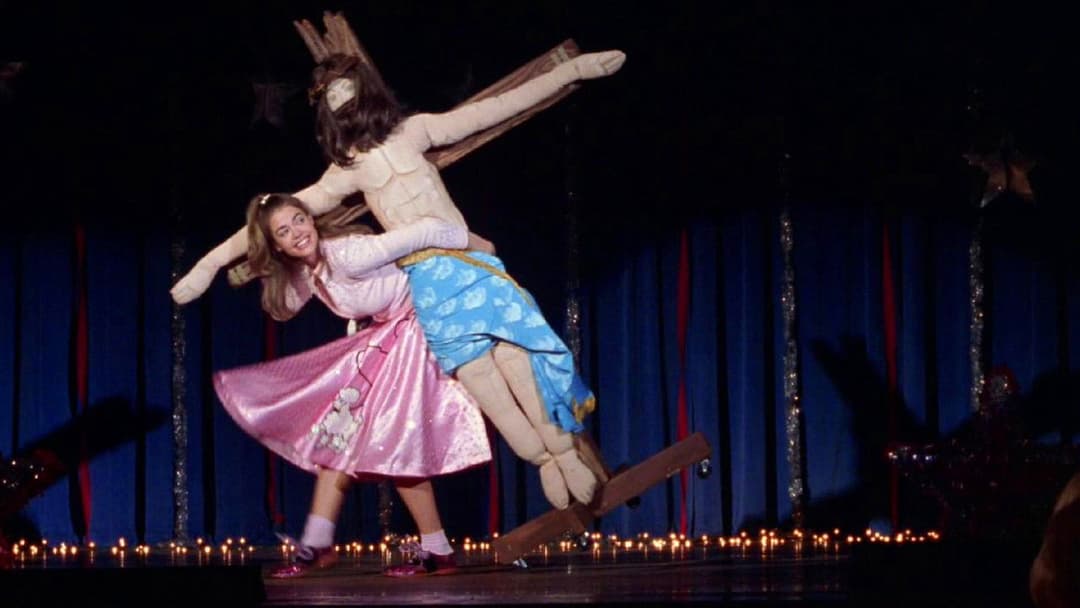 Drop Dead Gorgeous backdrop 7